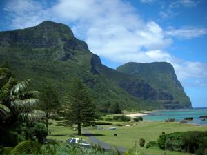 Mt Lidgbird (777m) and Mt Gower (875m)